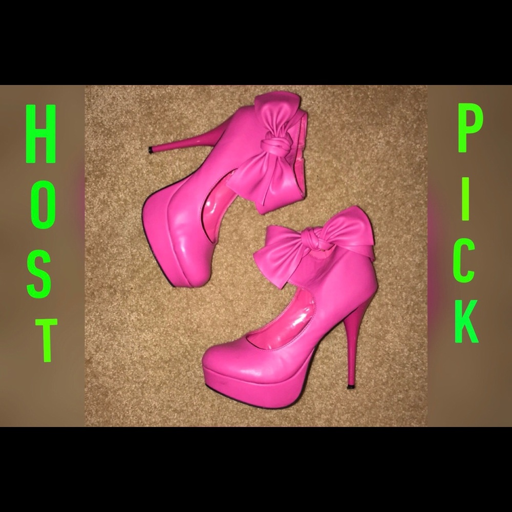 🎉HP🎉 Pink heel booties with bow 🎀